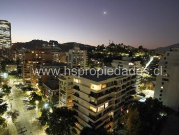 Hermoso Departamento Con Vista Periférica De Santiago. Hermoso Departamento Con Vista Periférica De Santiago.